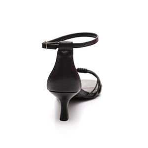 Sandália Via Marte Salto Baixo Strass 103-008-01 Preto