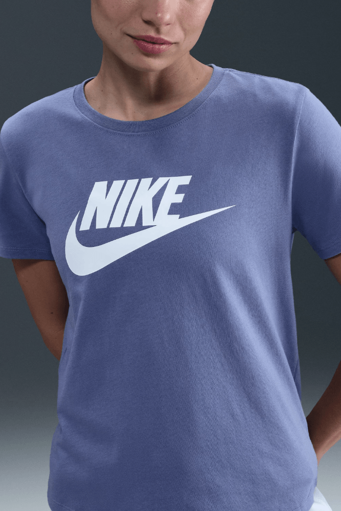 Camiseta Nike Sportswear Essentials Feminina Dx7906-034 Azul