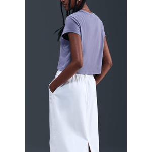 Camiseta Nike Sportswear Club Feminina Hv5002-499 Roxo