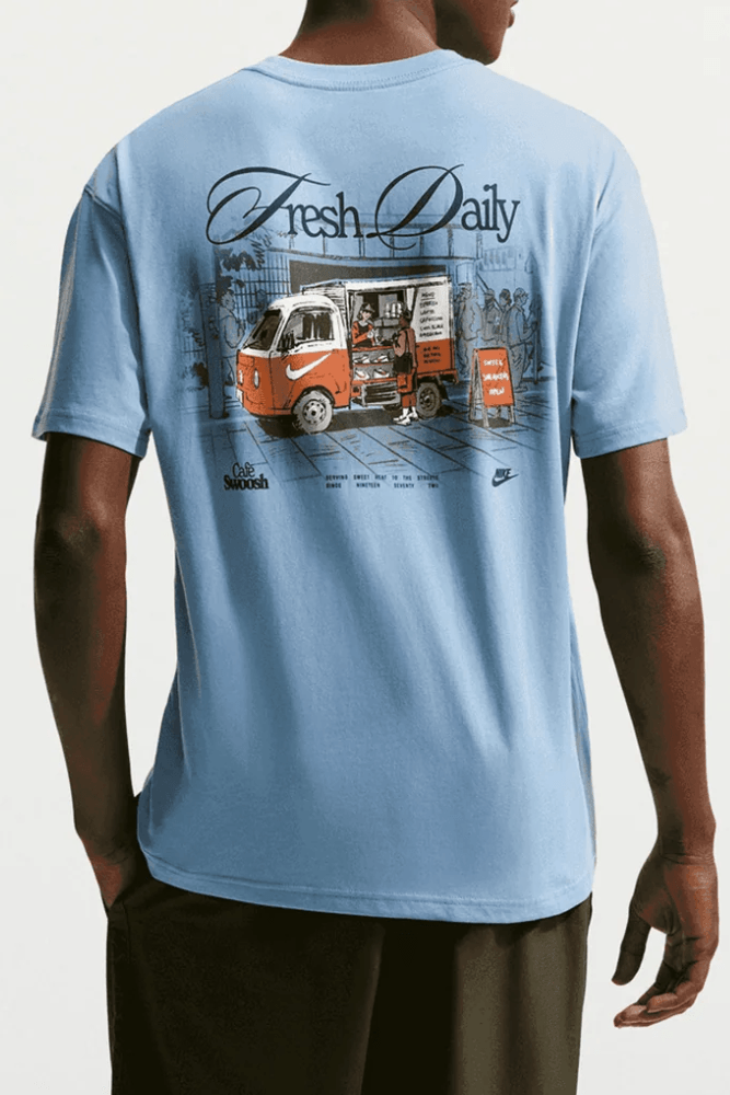 Camiseta Nike Nsw Café Swoosh Van Masculina Ih1157-486 Azul