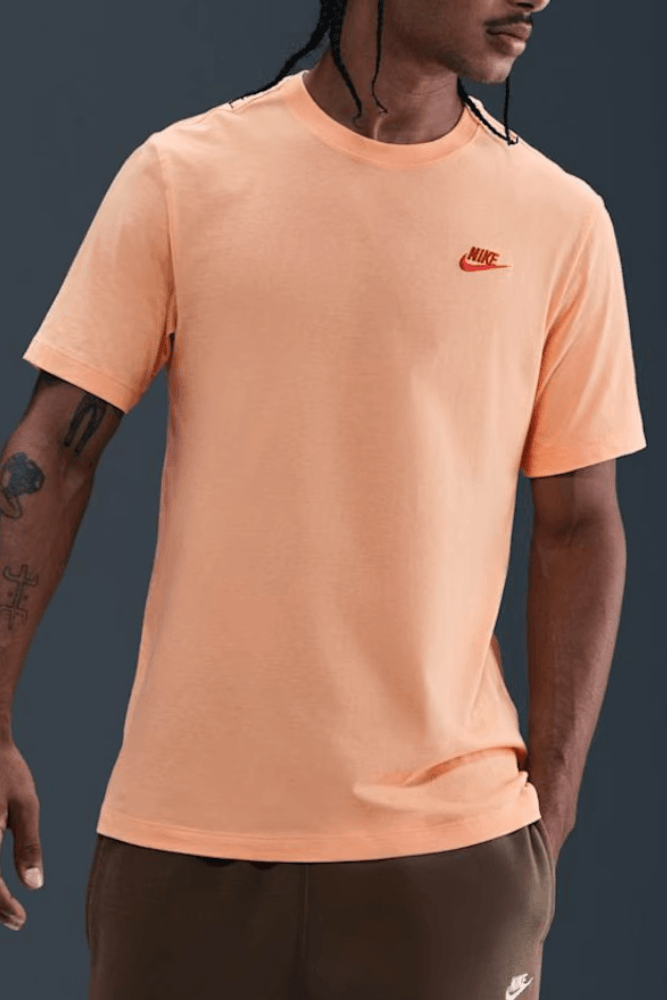 Camiseta Nike Sportswear Club Masculina Ar4997-735 Laranja