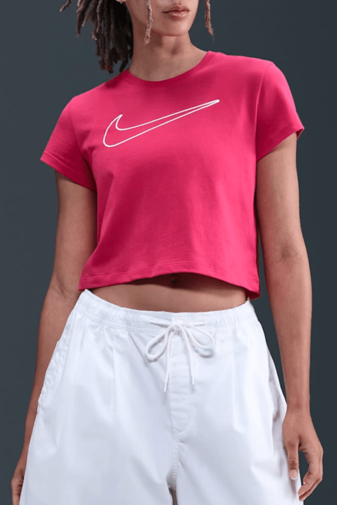 Camiseta Nike Sportswear Essentials Feminina Dx7906-688 Rosa