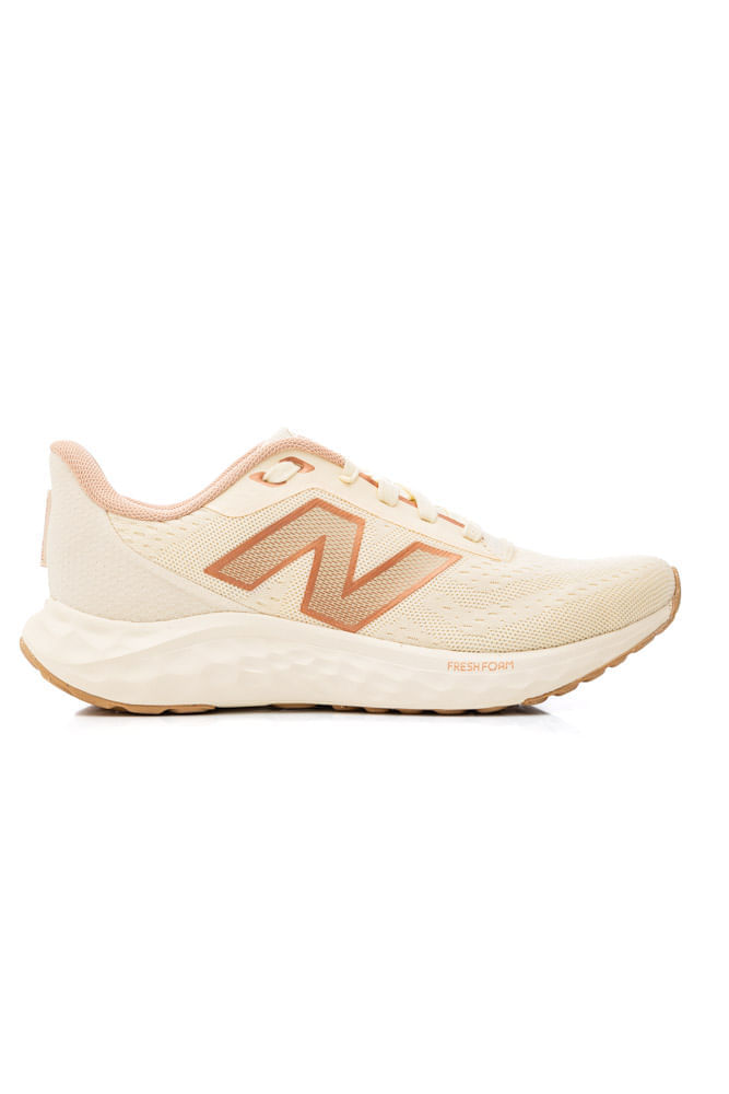 Tênis New Balance Fresh Foam Arishiv4 Feminino Off-White